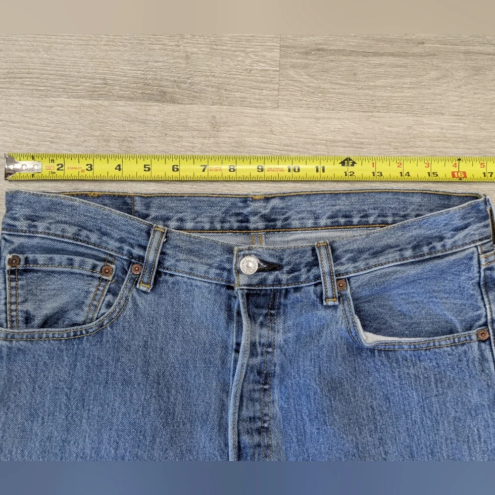 Levi's 501 Straight Blue Jeans - Picture 7 of 11